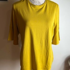 D&b Co. Stretchy Mustard Flared Sleeves Shirt Size Medium